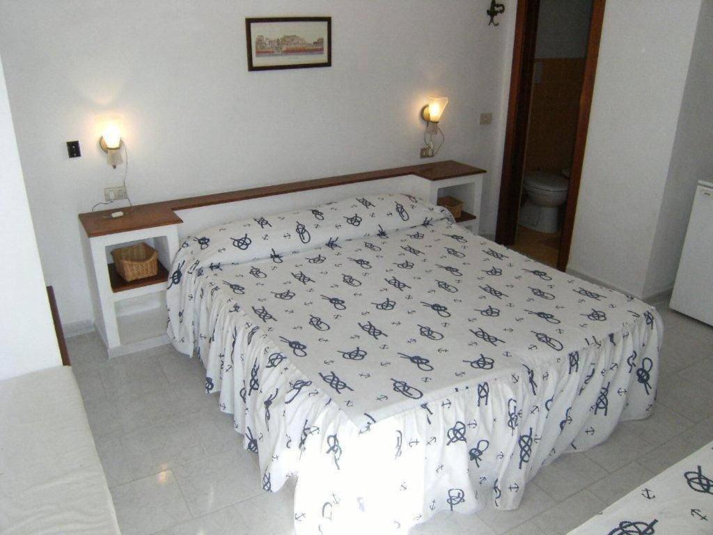 Ponza Inn- Casa Giovanna Екстер'єр фото